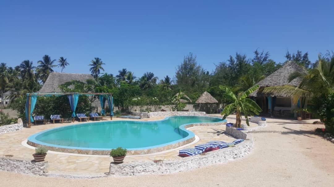 Hôtel Lucrezia'S Garden Zanzibar à Pwani Mchangani Extérieur photo