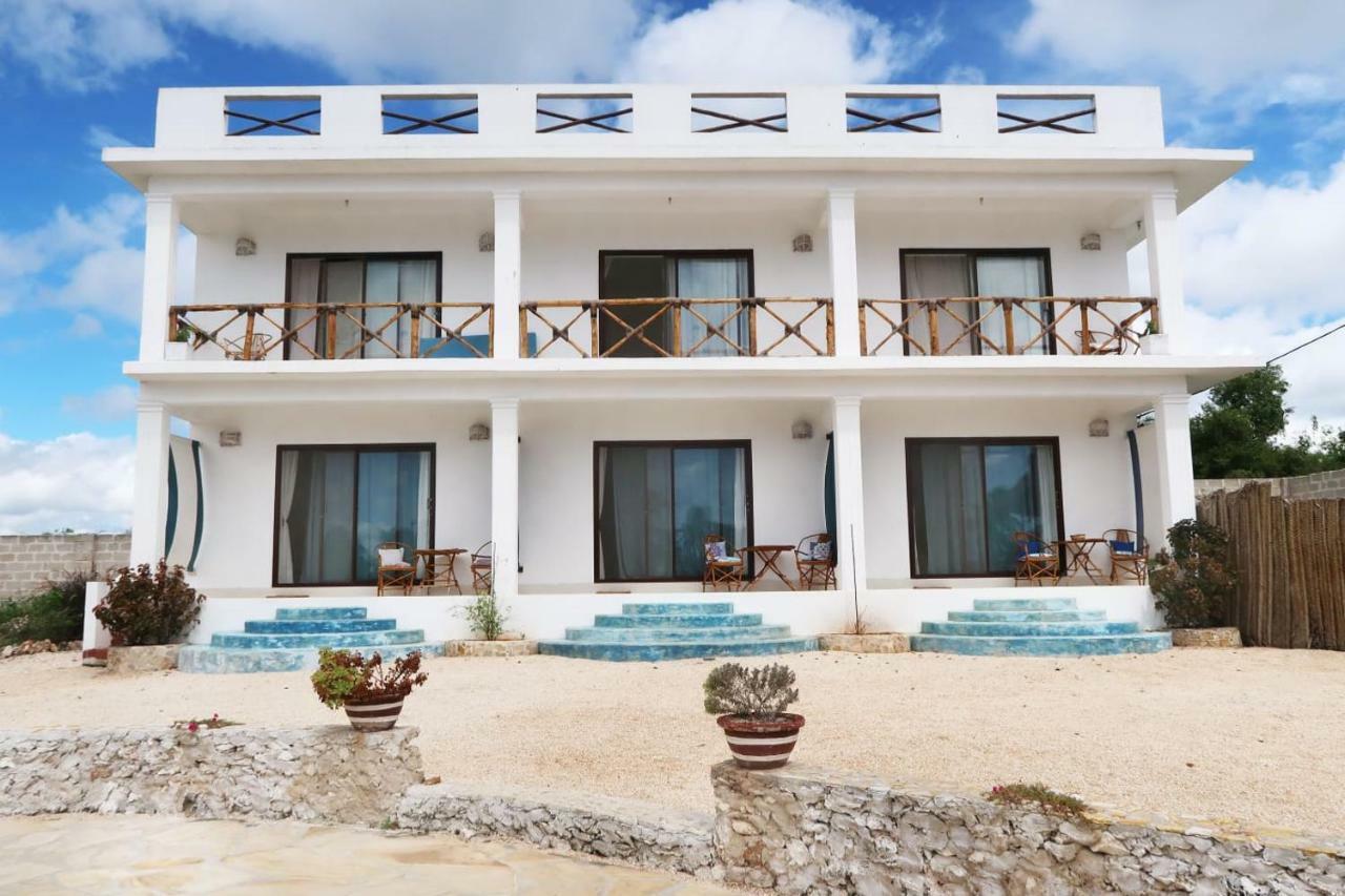 Hôtel Lucrezia'S Garden Zanzibar à Pwani Mchangani Extérieur photo