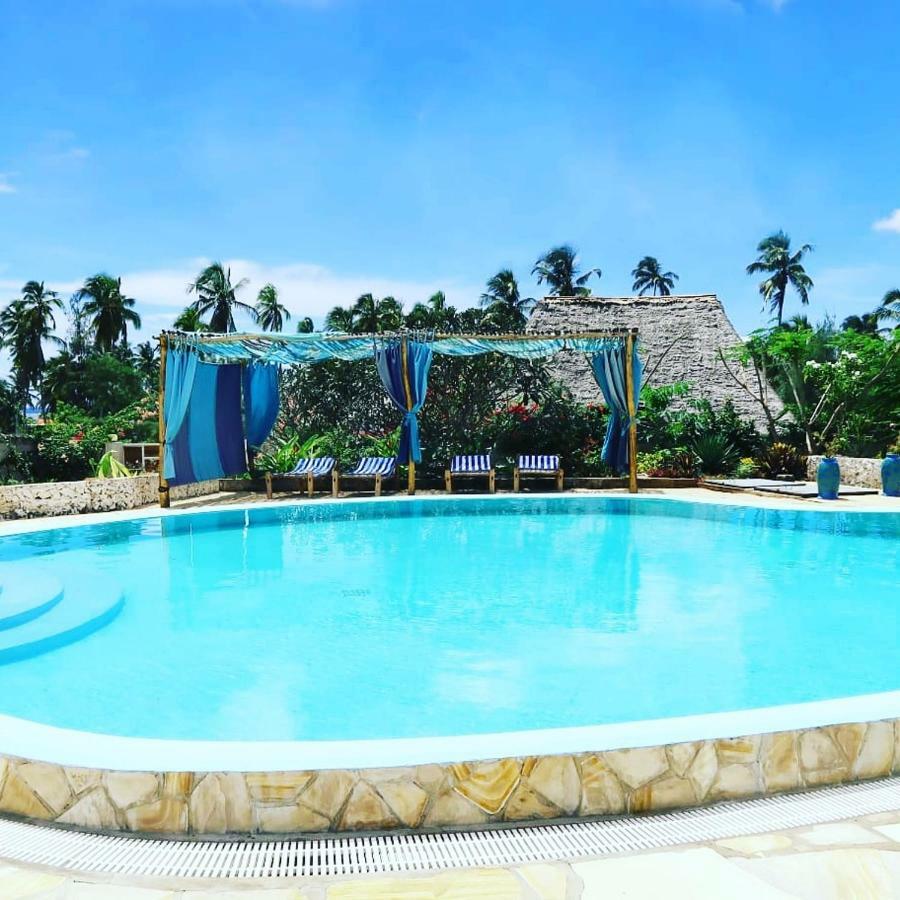 Hôtel Lucrezia'S Garden Zanzibar à Pwani Mchangani Extérieur photo